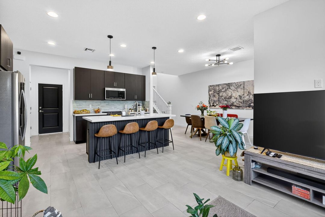 For Sale: $539,900 (3 beds, 2 baths, 1777 Square Feet)