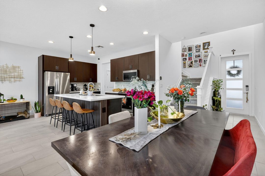 For Sale: $539,900 (3 beds, 2 baths, 1777 Square Feet)