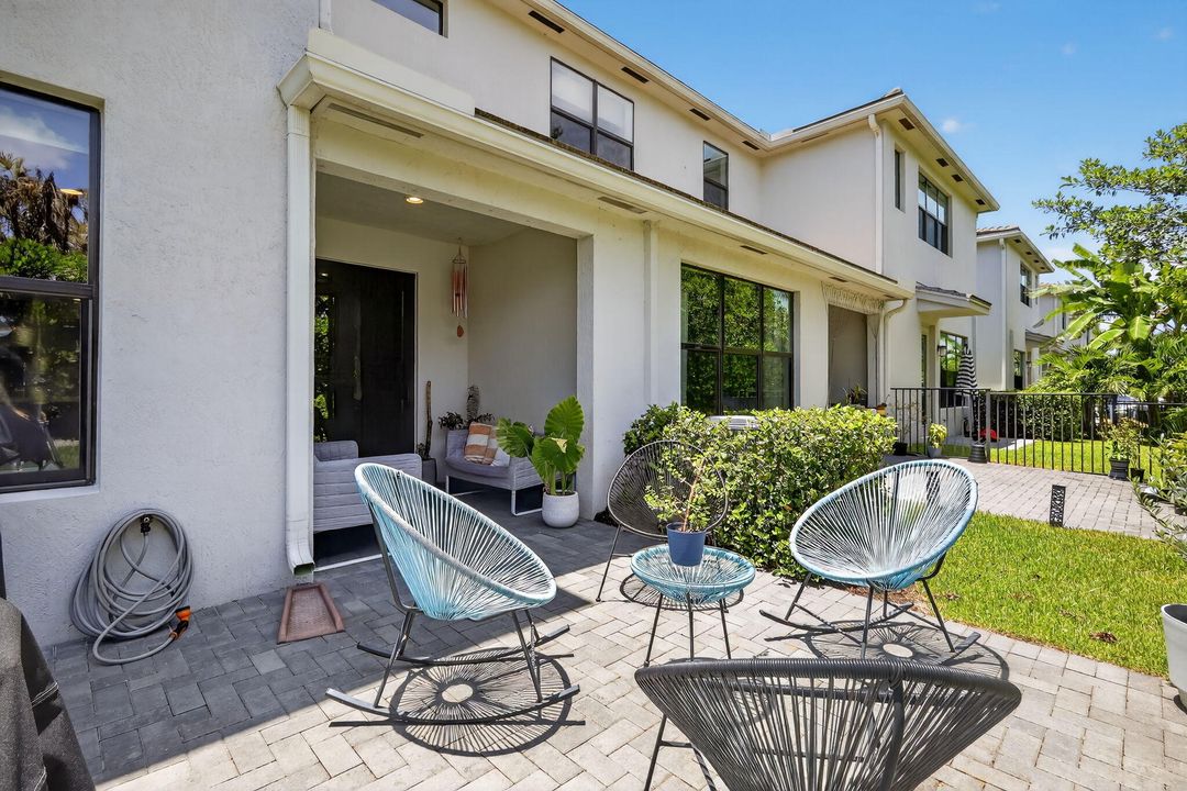 For Sale: $539,900 (3 beds, 2 baths, 1777 Square Feet)