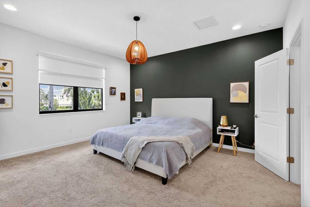 For Sale: $539,900 (3 beds, 2 baths, 1777 Square Feet)