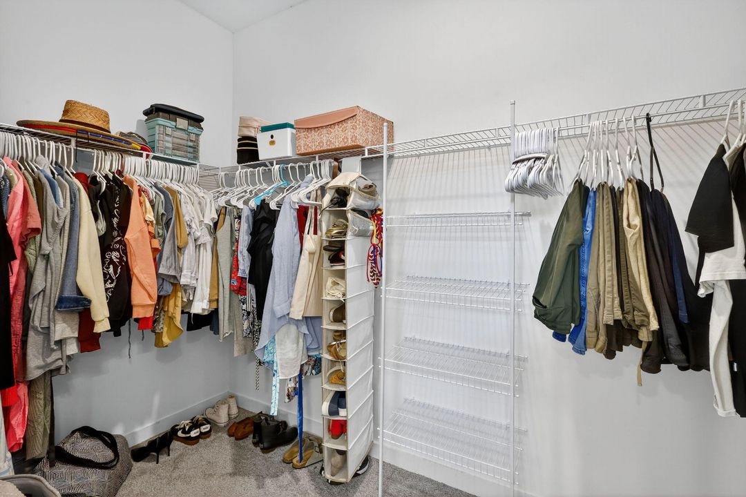 For Sale: $539,900 (3 beds, 2 baths, 1777 Square Feet)