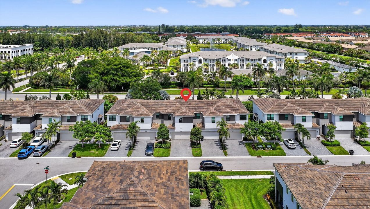 For Sale: $539,900 (3 beds, 2 baths, 1777 Square Feet)