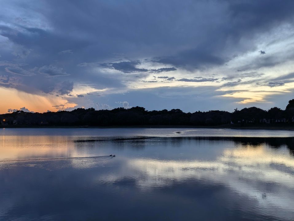 合同活跃: $424,900 (3 贝兹, 2 浴室, 1178 平方英尺)