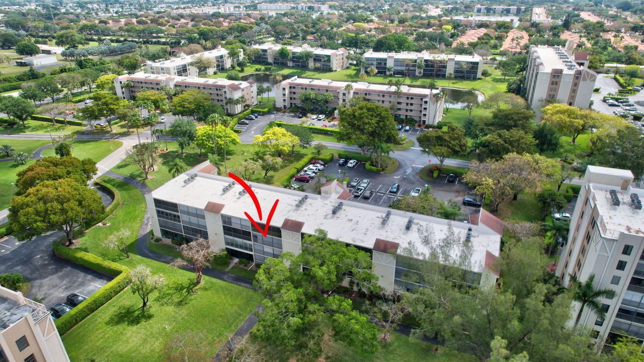 待售: $265,000 (2 贝兹, 2 浴室, 1070 平方英尺)