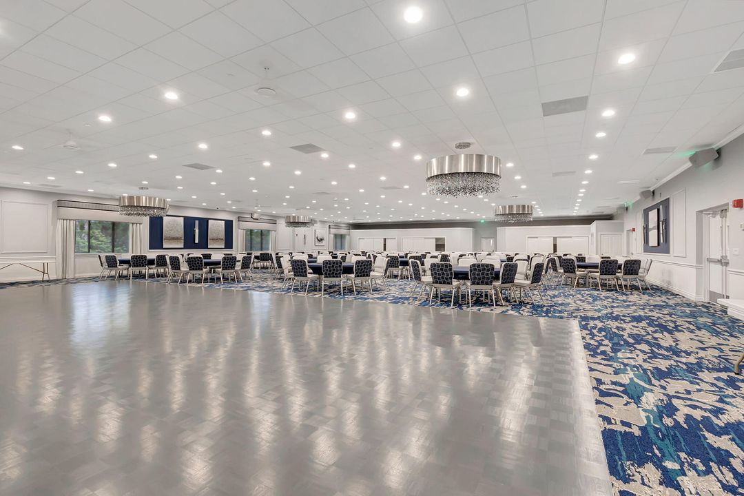 待售: $265,000 (2 贝兹, 2 浴室, 1070 平方英尺)