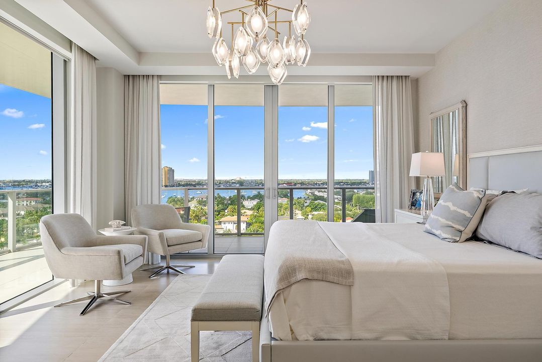 For Sale: $3,425,000 (2 beds, 3 baths, 2525 Square Feet)