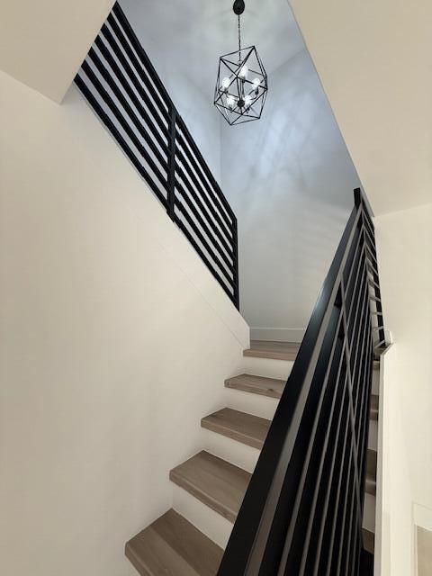 For Sale: $299,900 (2 beds, 2 baths, 1236 Square Feet)