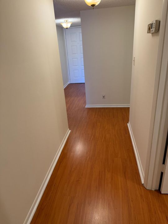 For Sale: $169,000 (2 beds, 2 baths, 1350 Square Feet)