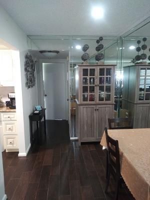 For Rent: $1,395 (1 beds, 1 baths, 585 Square Feet)