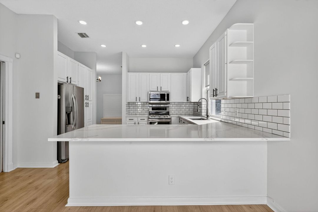 На продажу: $750,000 (3 спален, 2 ванн, 2069 Квадратных фут)