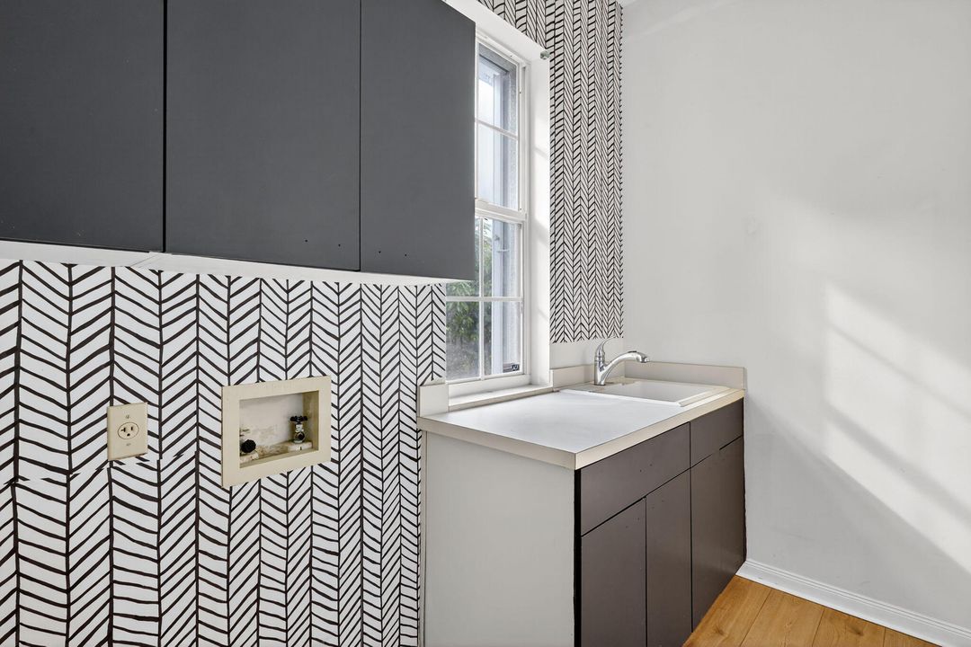 На продажу: $750,000 (3 спален, 2 ванн, 2069 Квадратных фут)