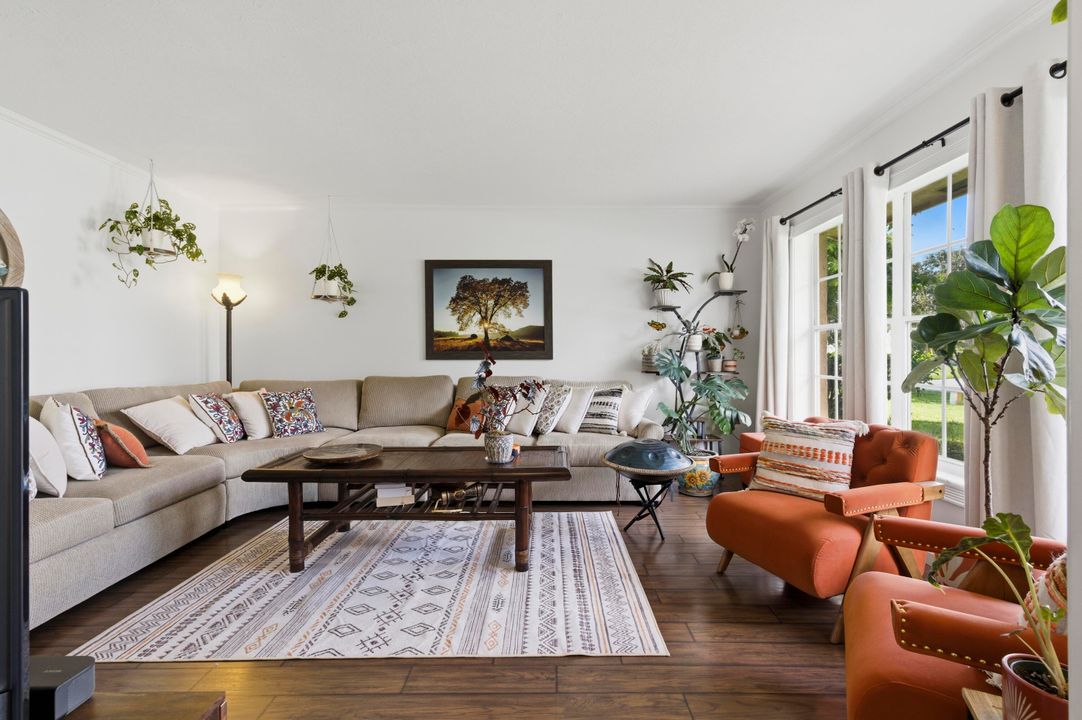 For Sale: $859,000 (4 beds, 2 baths, 2456 Square Feet)