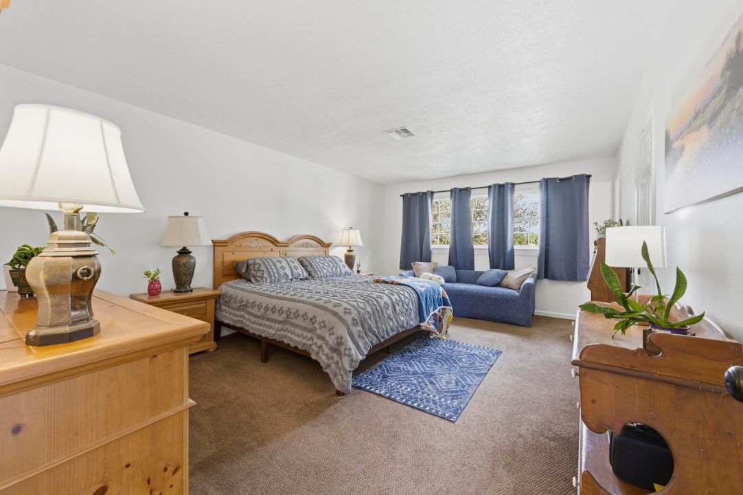 For Sale: $859,000 (4 beds, 2 baths, 2456 Square Feet)