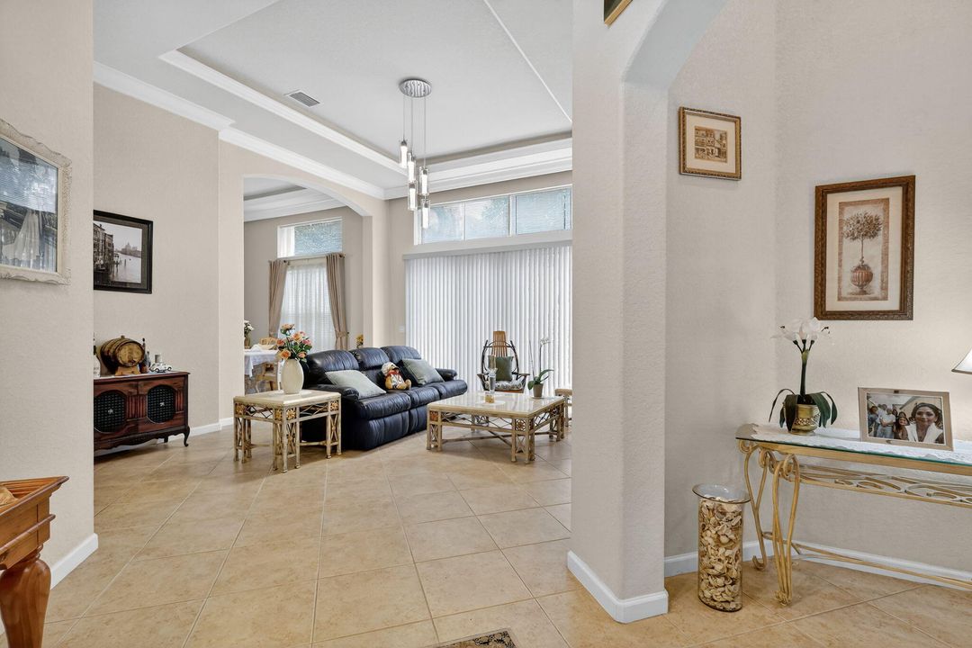 For Sale: $1,049,900 (5 beds, 4 baths, 3709 Square Feet)