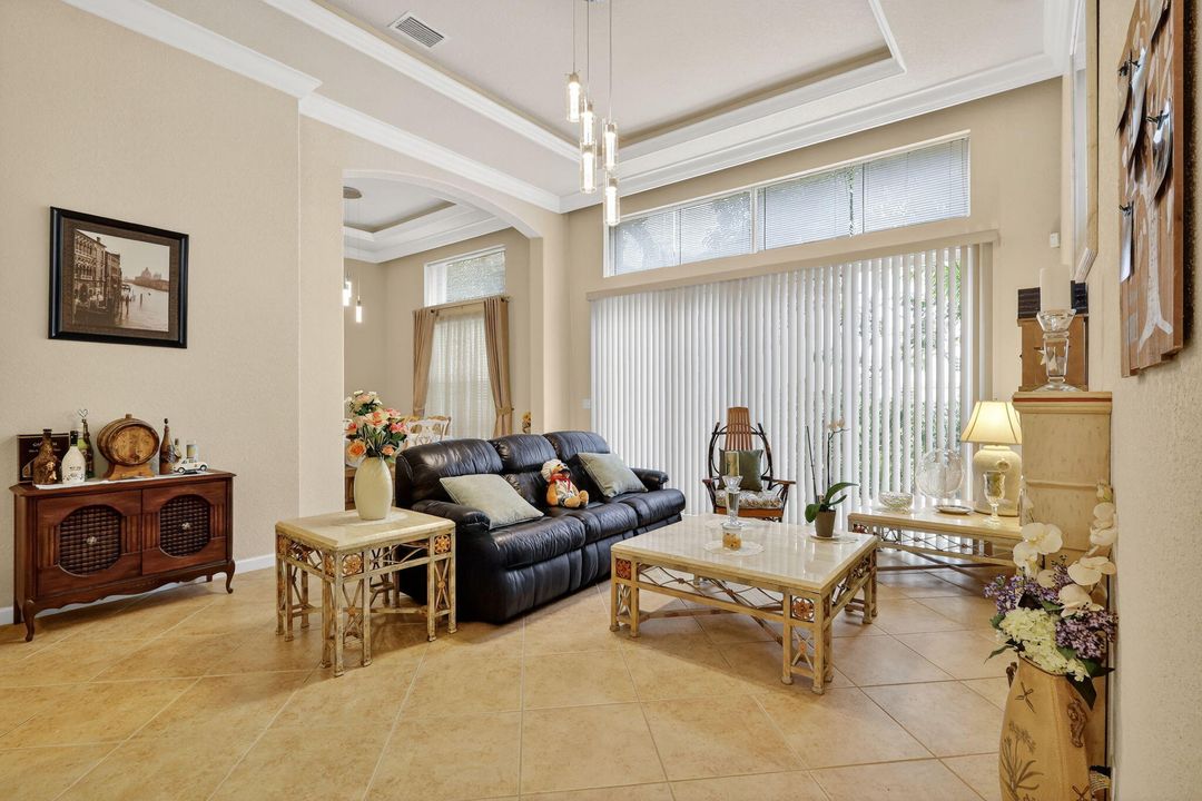 For Sale: $1,049,900 (5 beds, 4 baths, 3709 Square Feet)