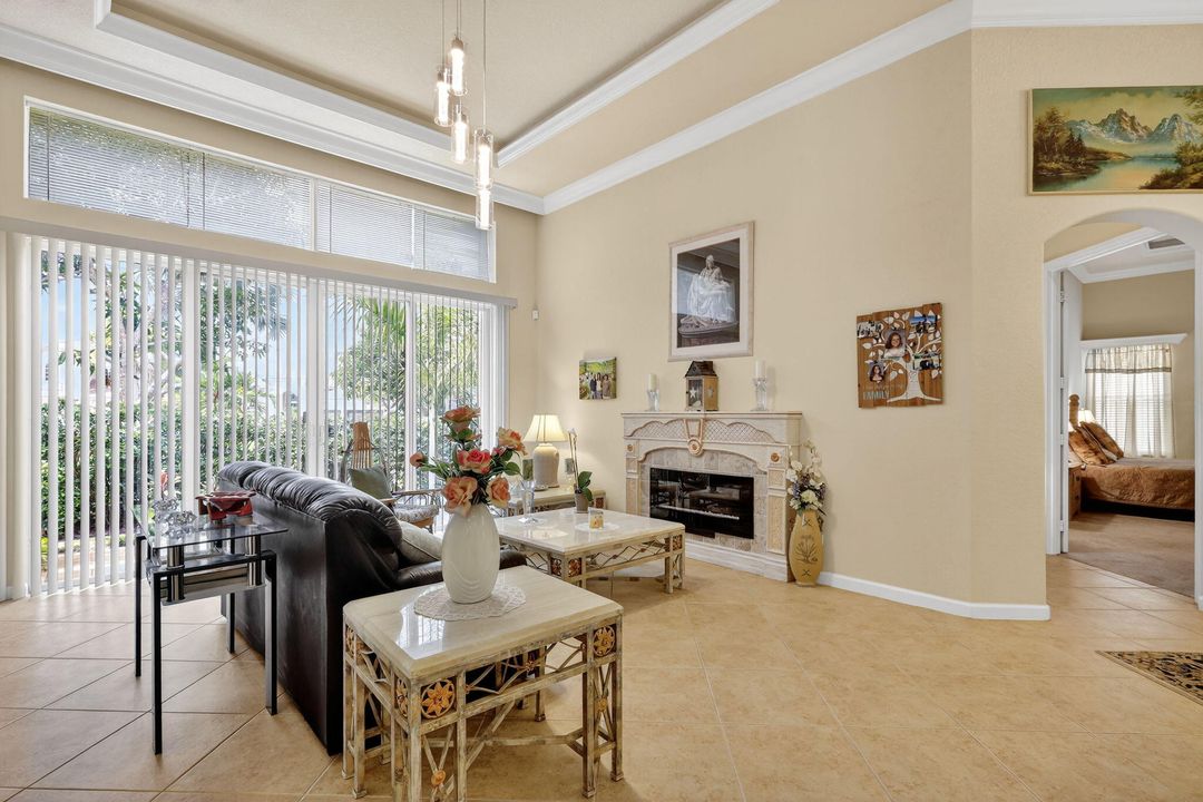 For Sale: $1,049,900 (5 beds, 4 baths, 3709 Square Feet)