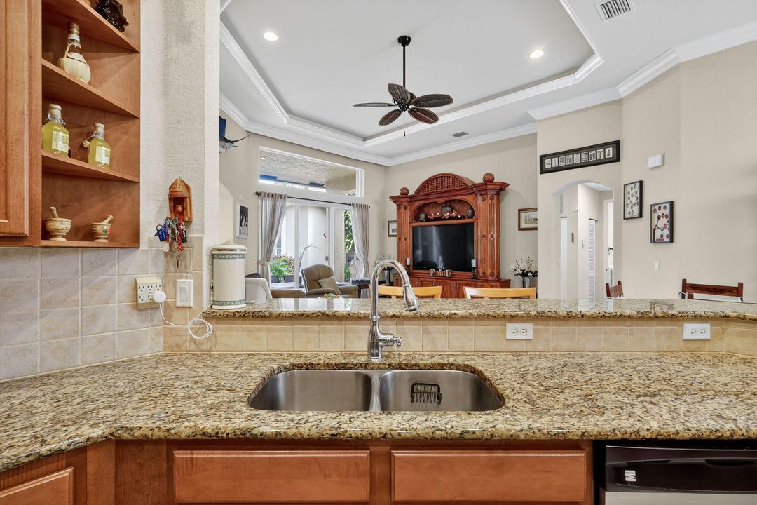 For Sale: $1,049,900 (5 beds, 4 baths, 3709 Square Feet)