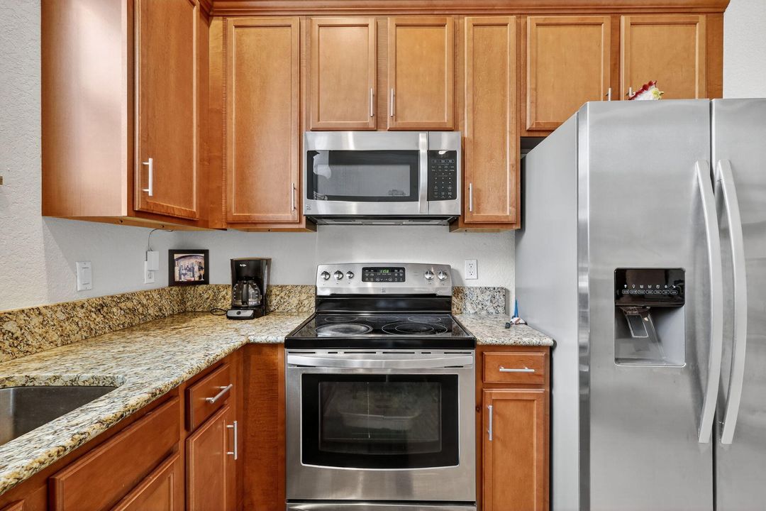 For Sale: $1,049,900 (5 beds, 4 baths, 3709 Square Feet)