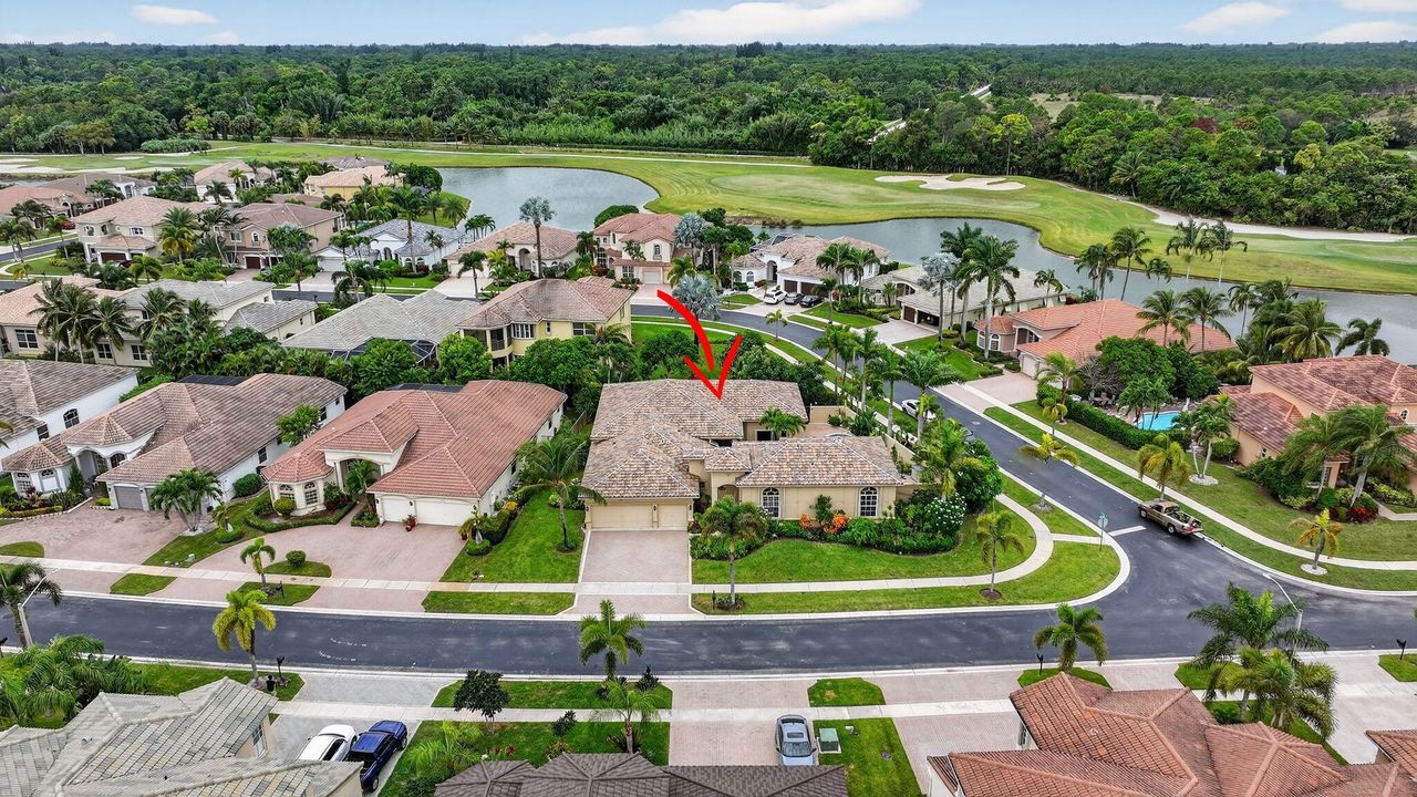 For Sale: $1,049,900 (5 beds, 4 baths, 3709 Square Feet)