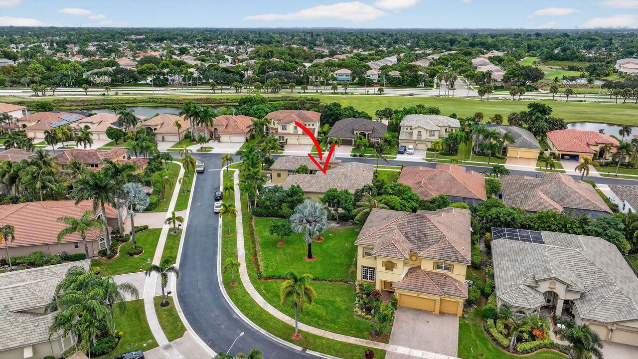 For Sale: $1,049,900 (5 beds, 4 baths, 3709 Square Feet)