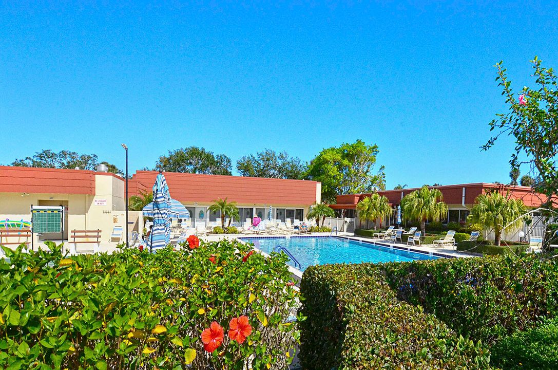 For Sale: $175,077 (2 beds, 2 baths, 1000 Square Feet)