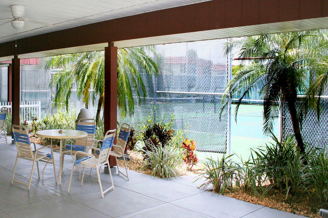 For Sale: $175,077 (2 beds, 2 baths, 1000 Square Feet)