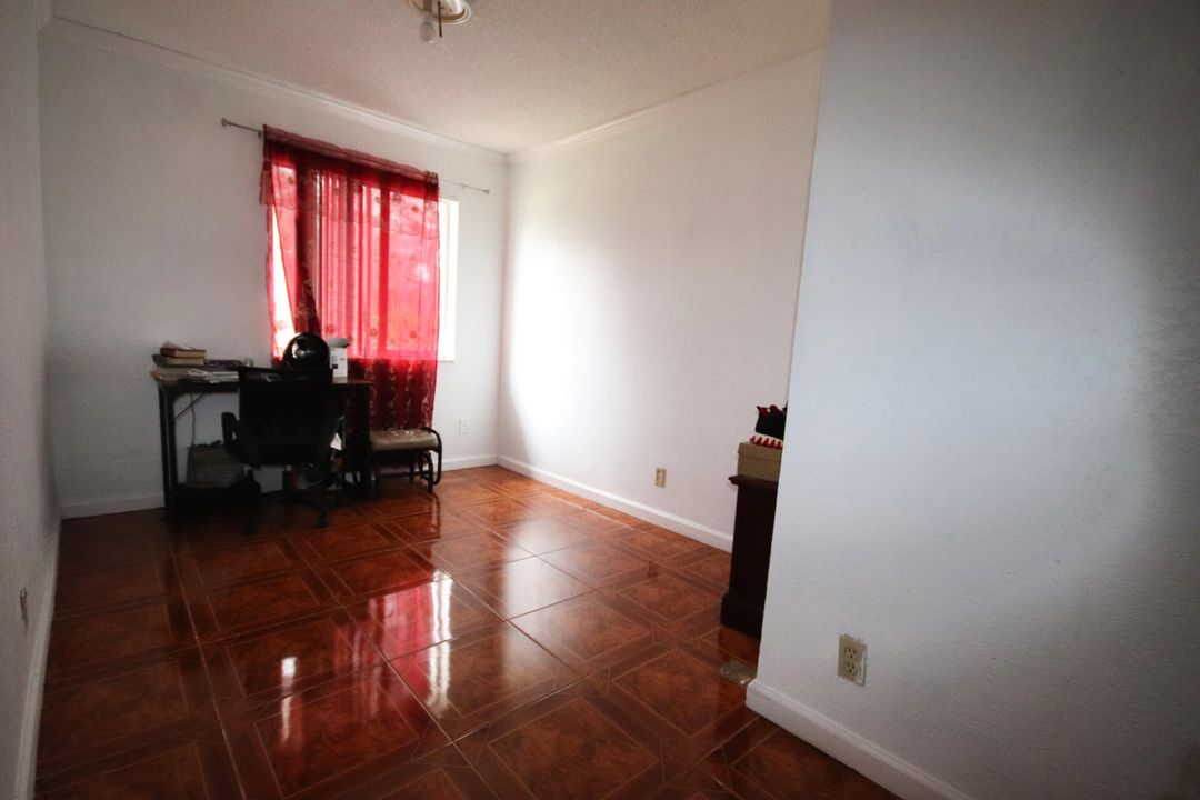 На продажу: $355,000 (3 спален, 2 ванн, 1668 Квадратных фут)