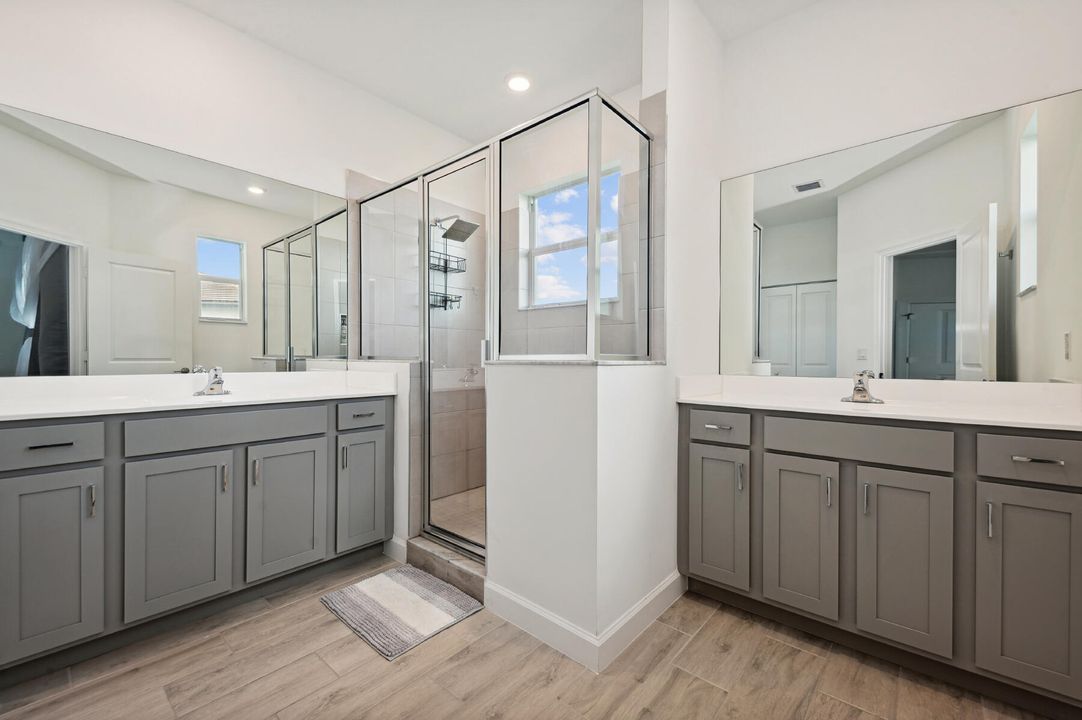 For Sale: $600,000 (3 beds, 2 baths, 2124 Square Feet)