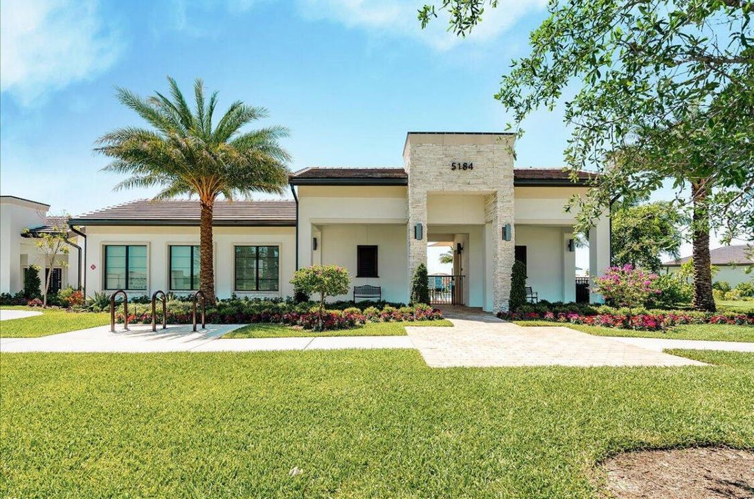 For Sale: $600,000 (3 beds, 2 baths, 2124 Square Feet)