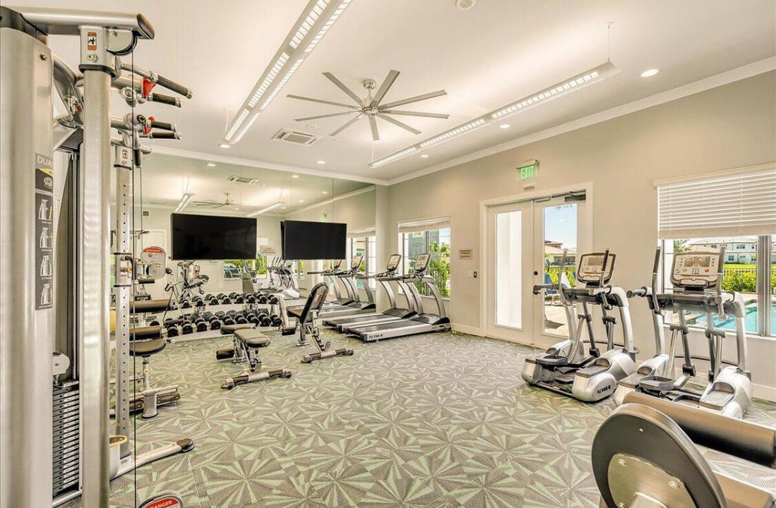 For Sale: $600,000 (3 beds, 2 baths, 2124 Square Feet)