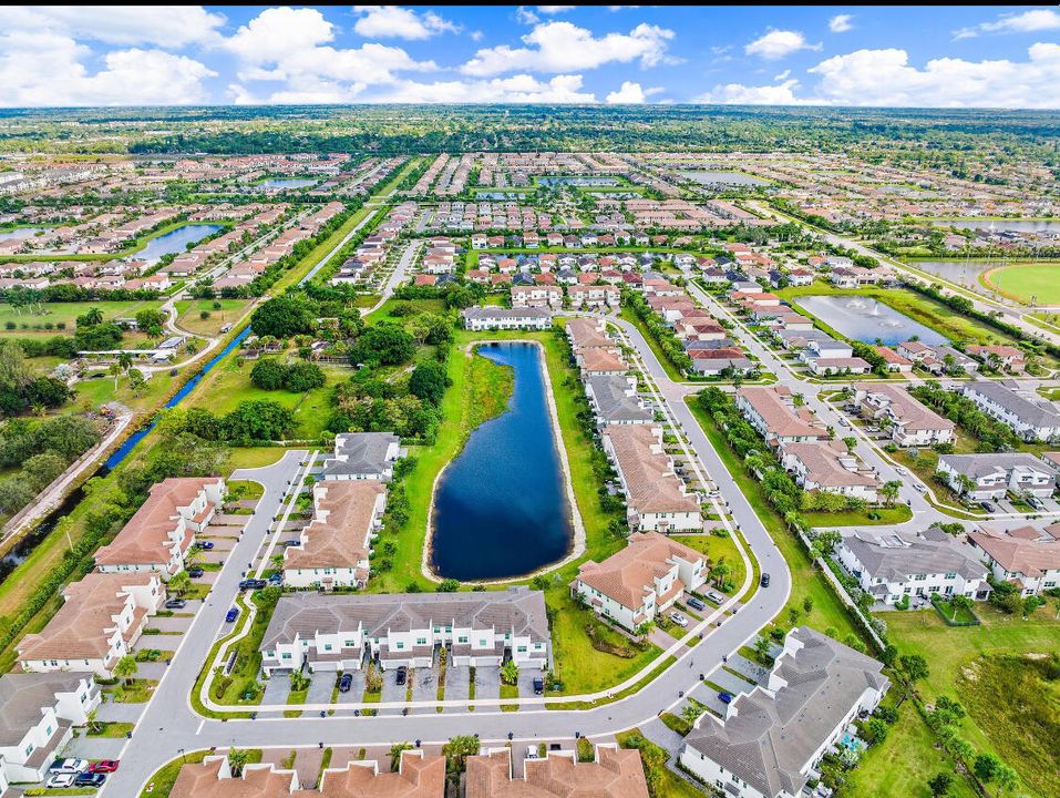 For Sale: $600,000 (3 beds, 2 baths, 2124 Square Feet)