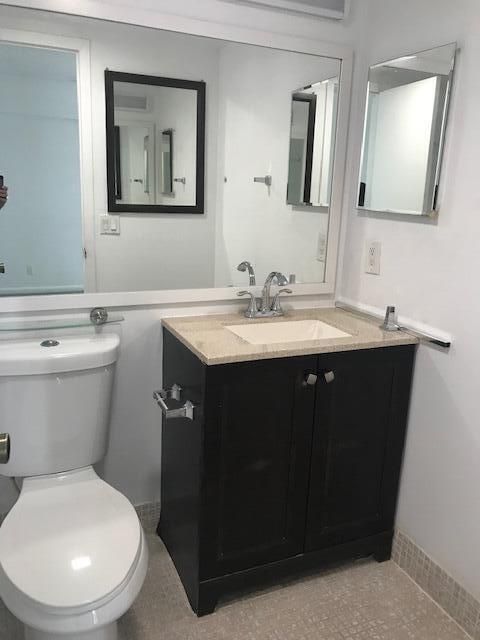 For Rent: $1,400 (1 beds, 1 baths, 720 Square Feet)