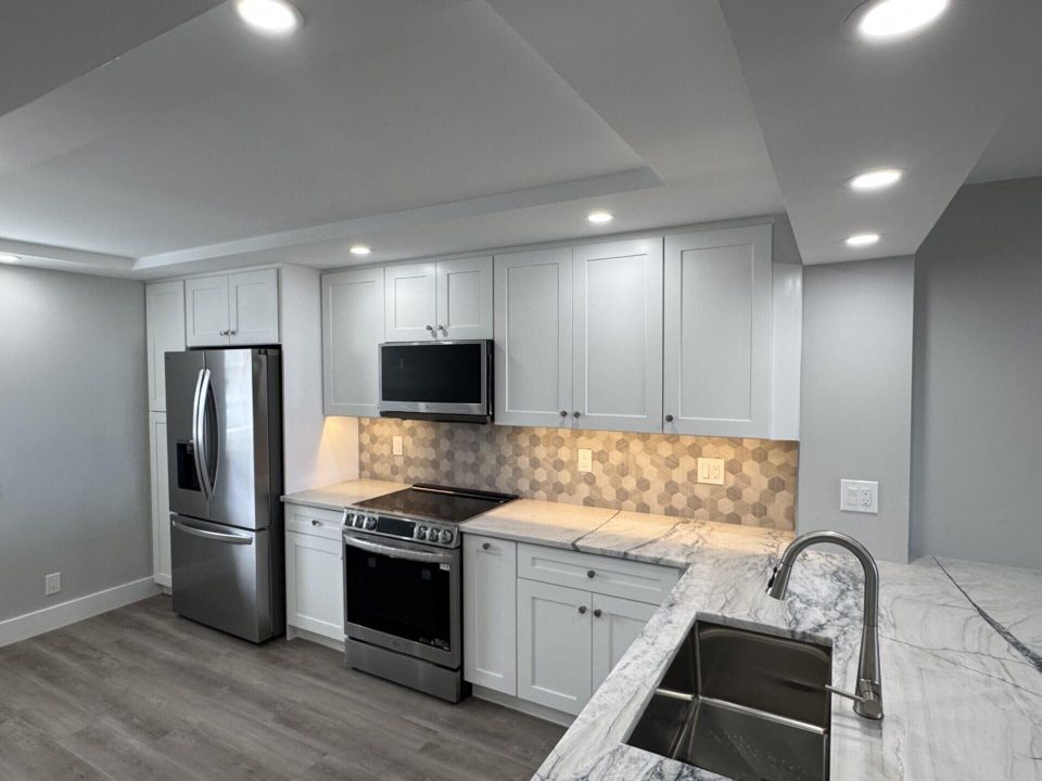 For Sale: $795,000 (2 beds, 2 baths, 1310 Square Feet)