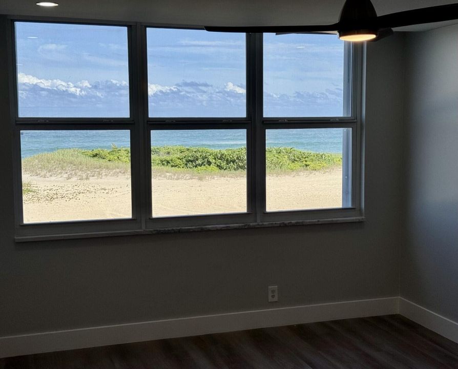 For Sale: $795,000 (2 beds, 2 baths, 1310 Square Feet)