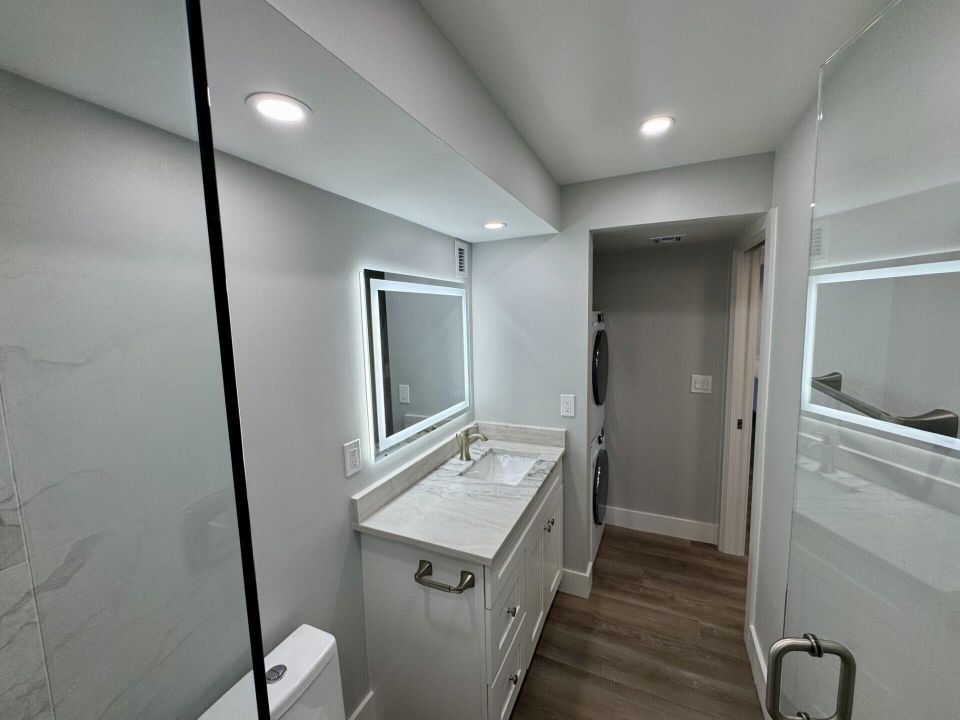 For Sale: $795,000 (2 beds, 2 baths, 1310 Square Feet)