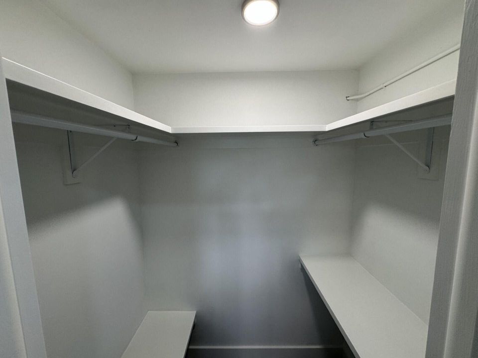 For Sale: $795,000 (2 beds, 2 baths, 1310 Square Feet)