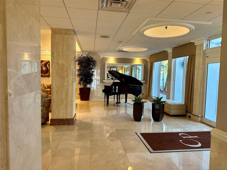 For Sale: $795,000 (2 beds, 2 baths, 1310 Square Feet)