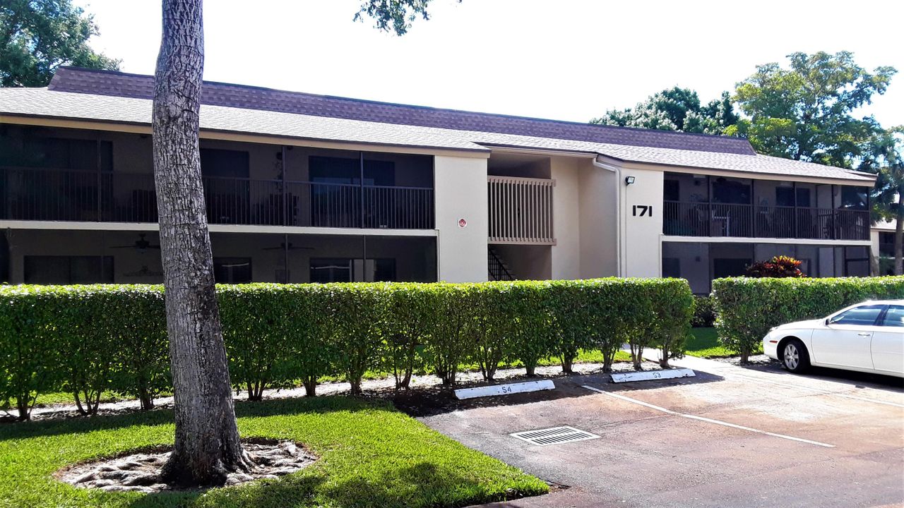 For Rent: $4,500 (2 beds, 2 baths, 1176 Square Feet)