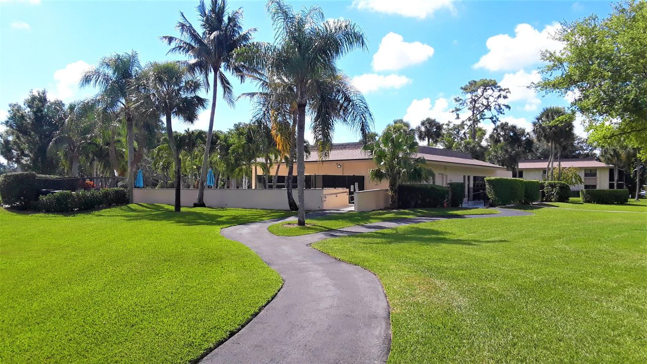 For Rent: $4,500 (2 beds, 2 baths, 1176 Square Feet)