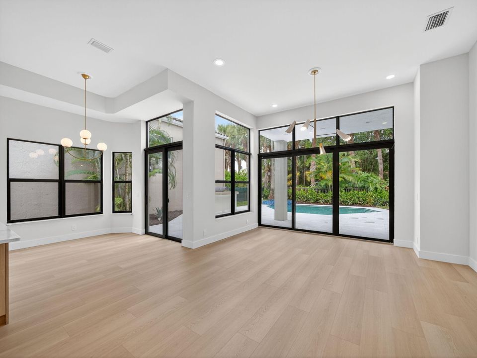 For Sale: $1,350,000 (3 beds, 2 baths, 1677 Square Feet)