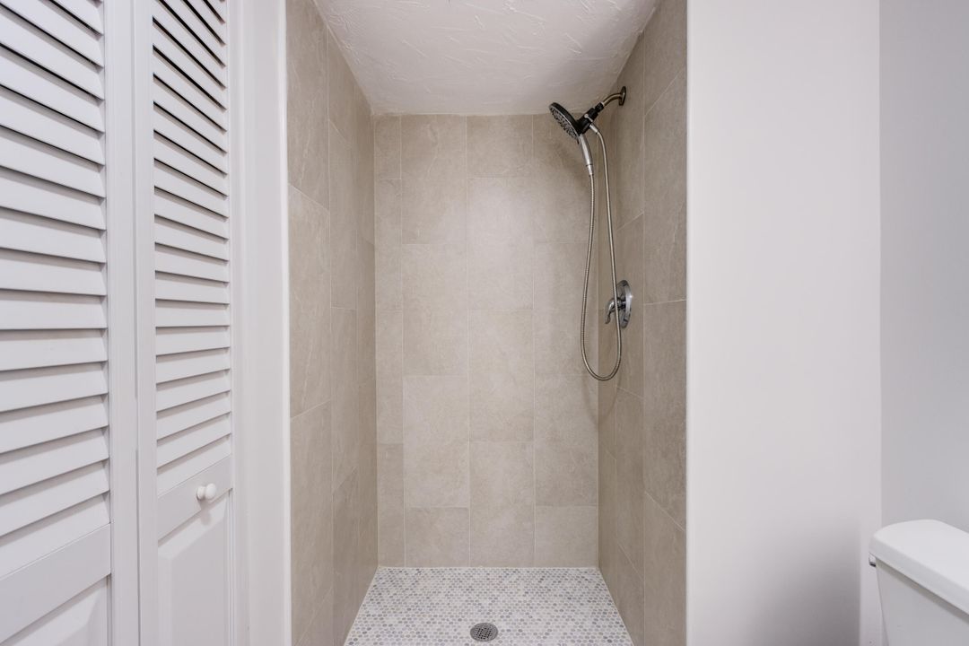 For Rent: $2,700 (2 beds, 2 baths, 1216 Square Feet)