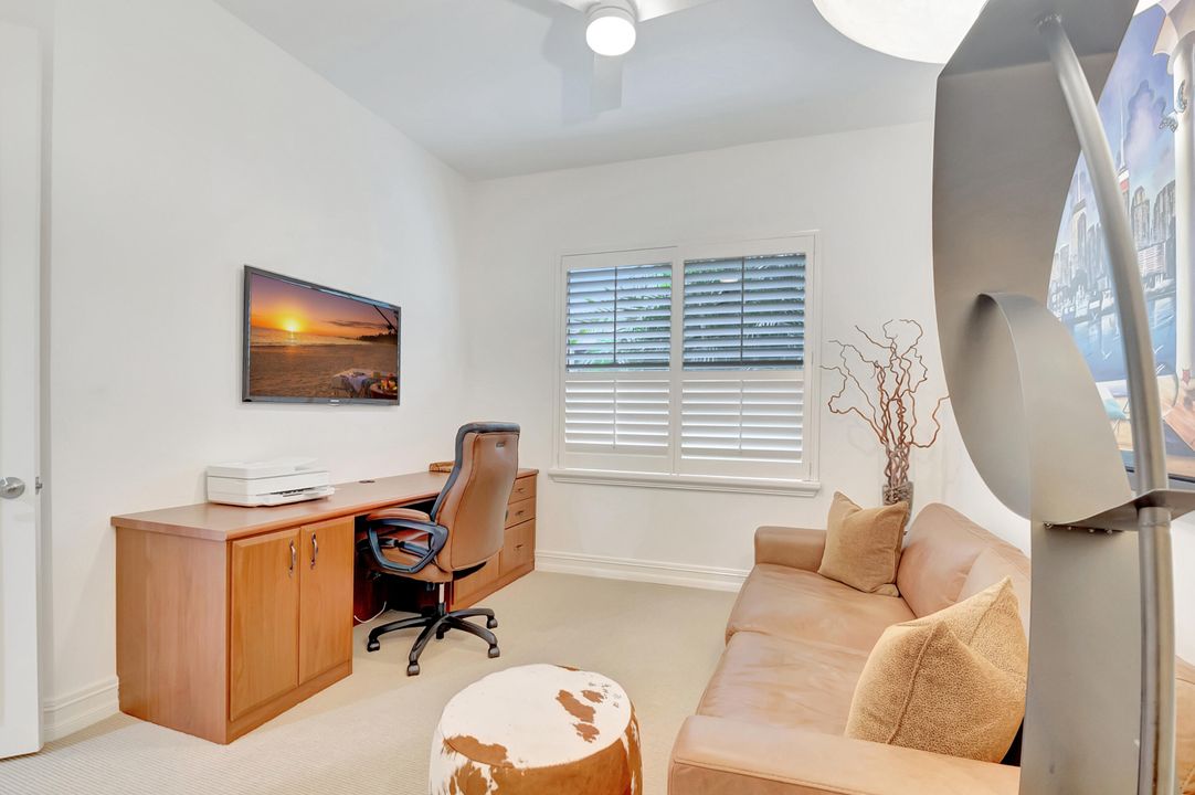 В аренду: $15,000 (3 спален, 2 ванн, 2400 Квадратных фут)