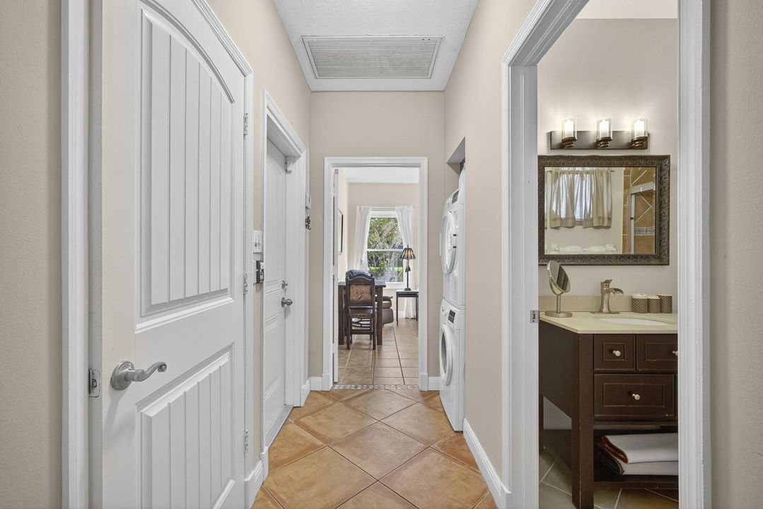 For Rent: $2,500 (1 beds, 1 baths, 500 Square Feet)