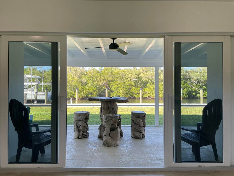 В аренду: $10,000 (2 спален, 2 ванн, 1304 Квадратных фут)