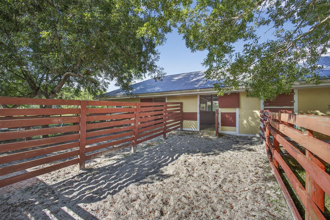 For Rent: $2,500 (1 beds, 1 baths, 500 Square Feet)