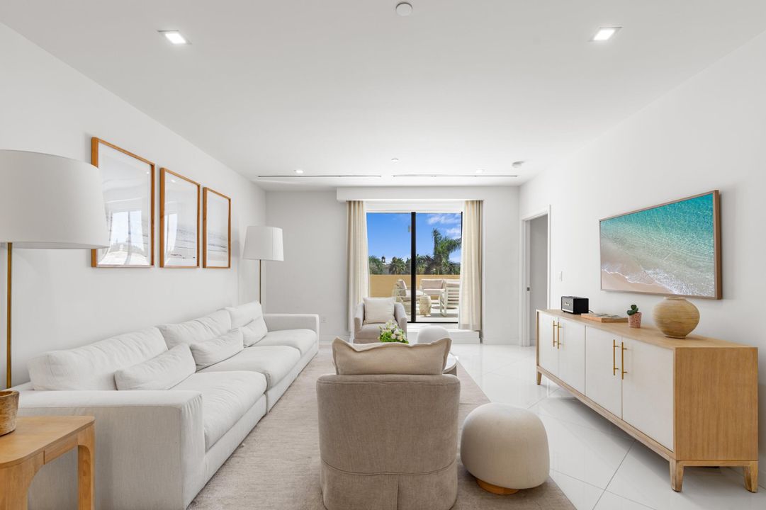 For Rent: $14,950 (1 beds, 2 baths, 1438 Square Feet)