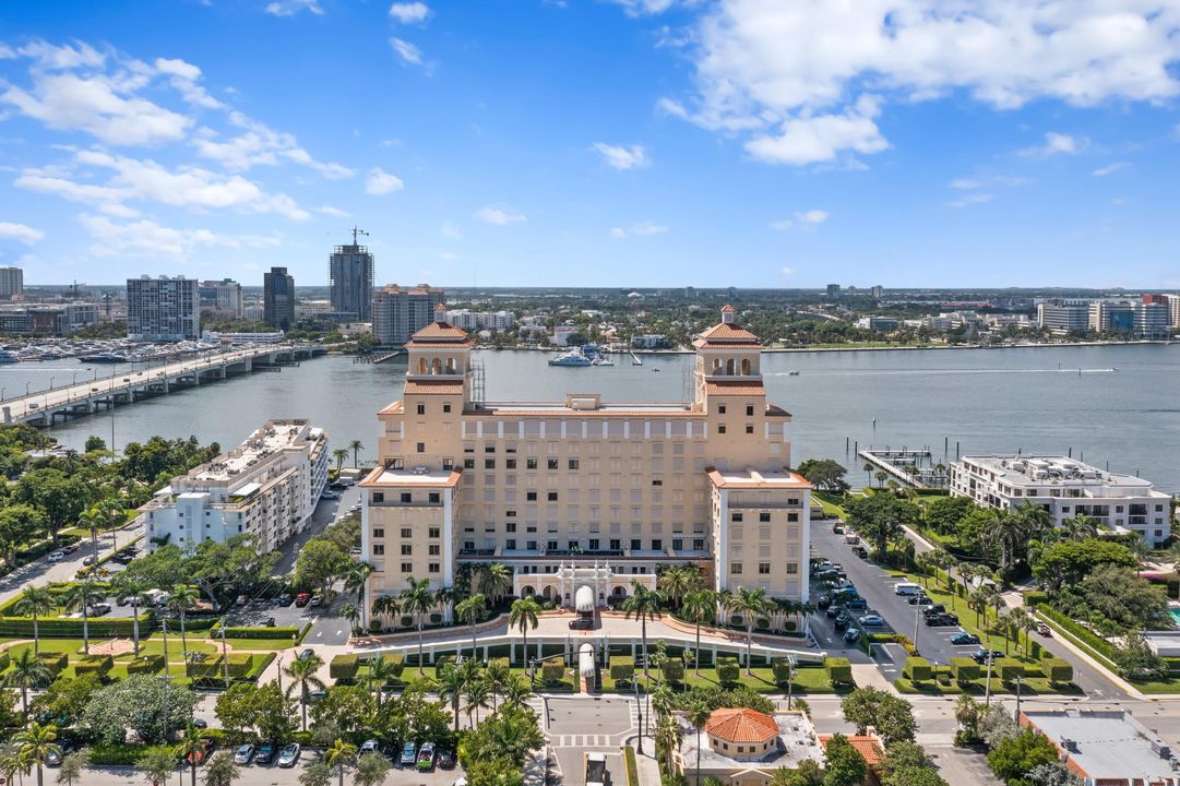 For Rent: $14,950 (1 beds, 2 baths, 1438 Square Feet)