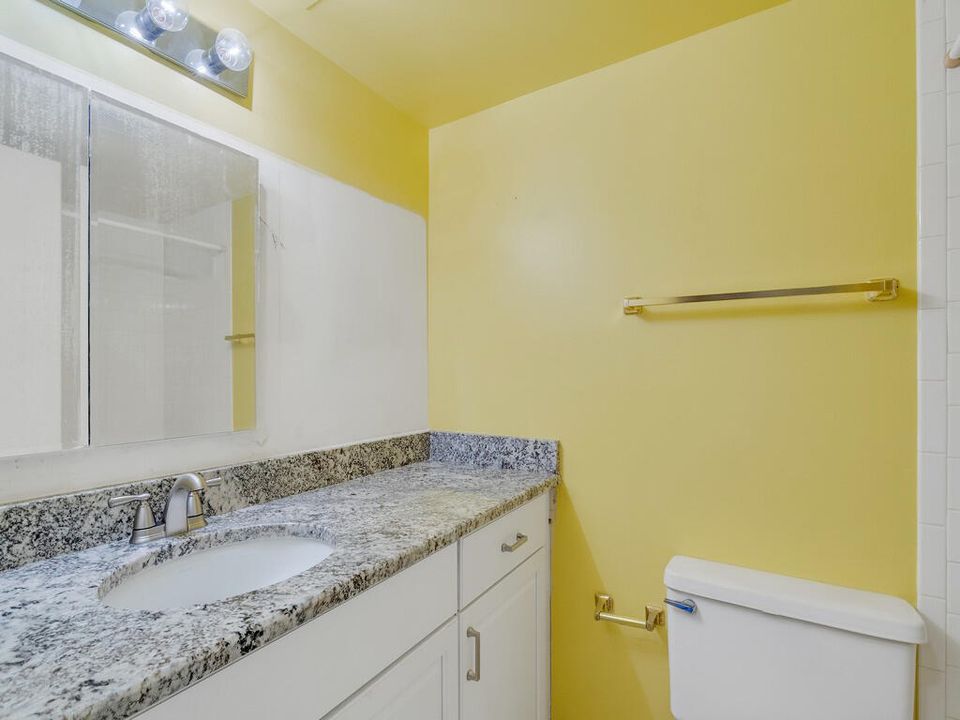 待售: $159,500 (2 贝兹, 2 浴室, 1027 平方英尺)