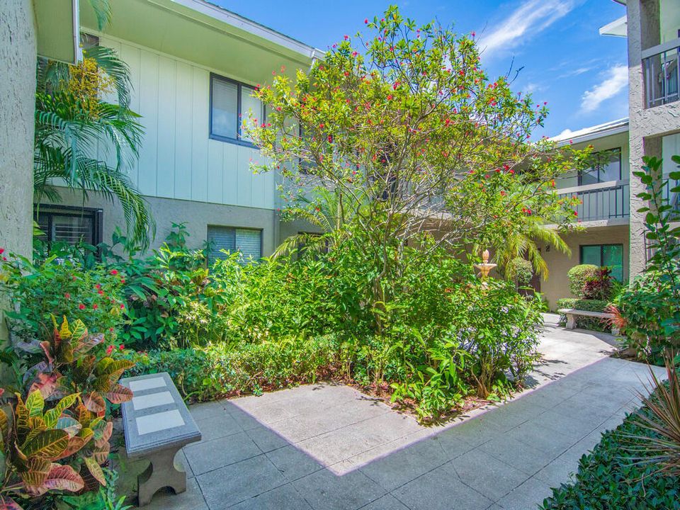 待售: $159,500 (2 贝兹, 2 浴室, 1027 平方英尺)