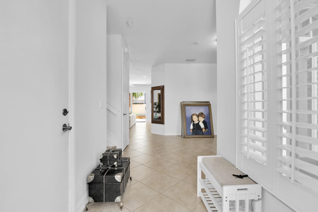 Active With Contract: $3,600 (3 beds, 2 baths, 1696 Square Feet)